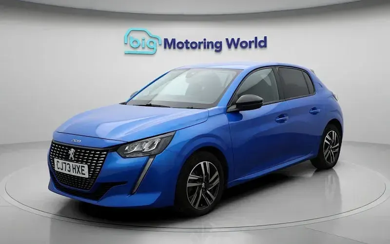 Gebraucht Peugeot 208 Allure+ 102 PS (75 kW) 2023 Blau Kleinwagen