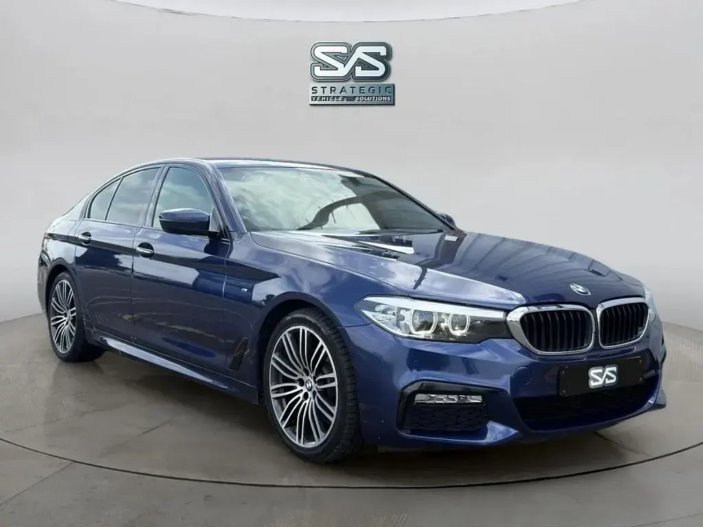 Begagnad BMW 520 M Sport 190 HK (139 kW) 2017 Blå Sedan
