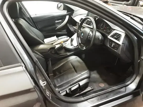 Used BMW 318 Basis 150 HP (110 kW) 2016 Grey Sedan