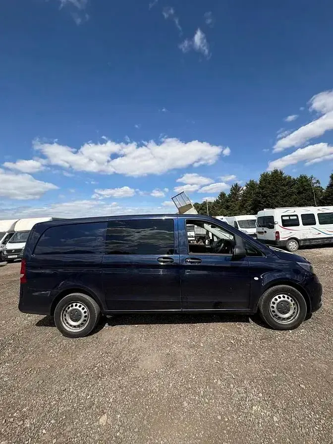 Used Mercedes Vito Progressive 2022 Blue Van