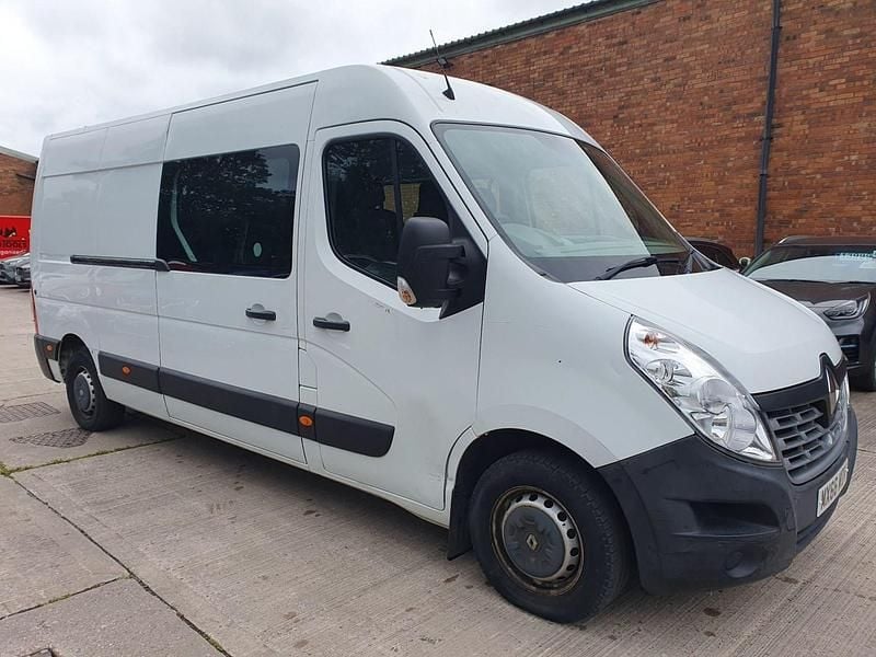 White Used 2017 Renault Master Business Van | £7,899 - Image 1/4