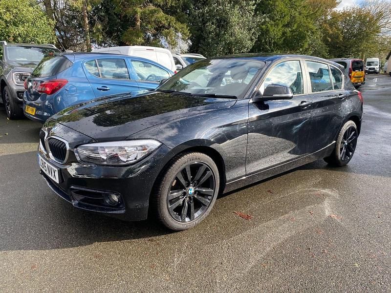 Used BMW 120 Sport Line 2015 Black Hatchback