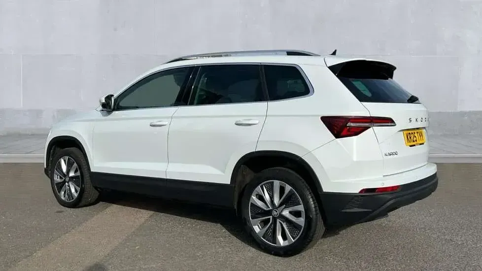 Used Skoda Karoq SE L 150 HP (110 kW) 2025 Moon white metallic SUV