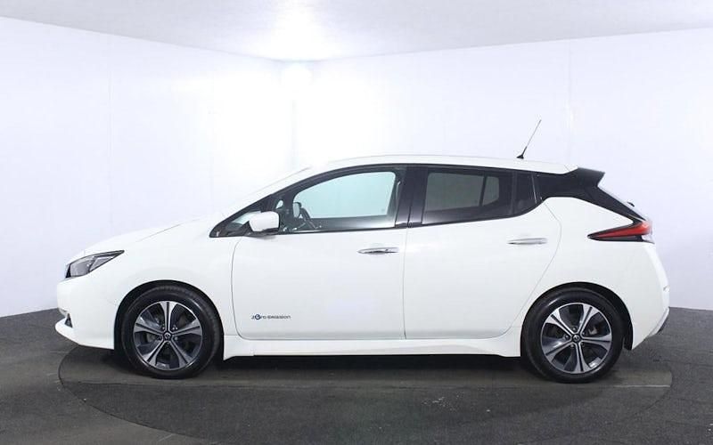 Used Nissan Leaf N-Connecta 110 kW (150 HP) 2021 Hatchback