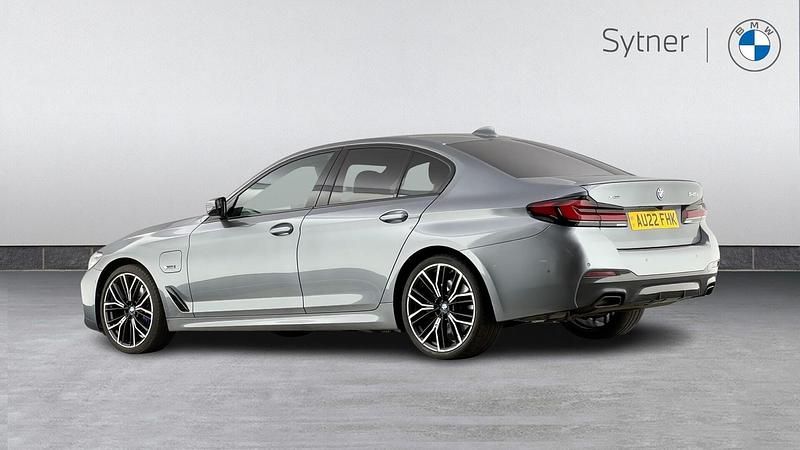 Used BMW 545e M Sport 389 HP (286 kW) 2022 Blue
