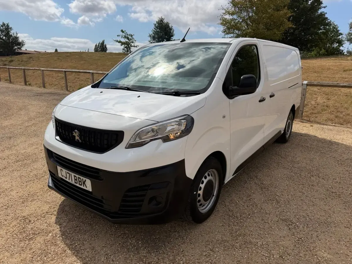 Used Peugeot Expert Premium 2022 White Van