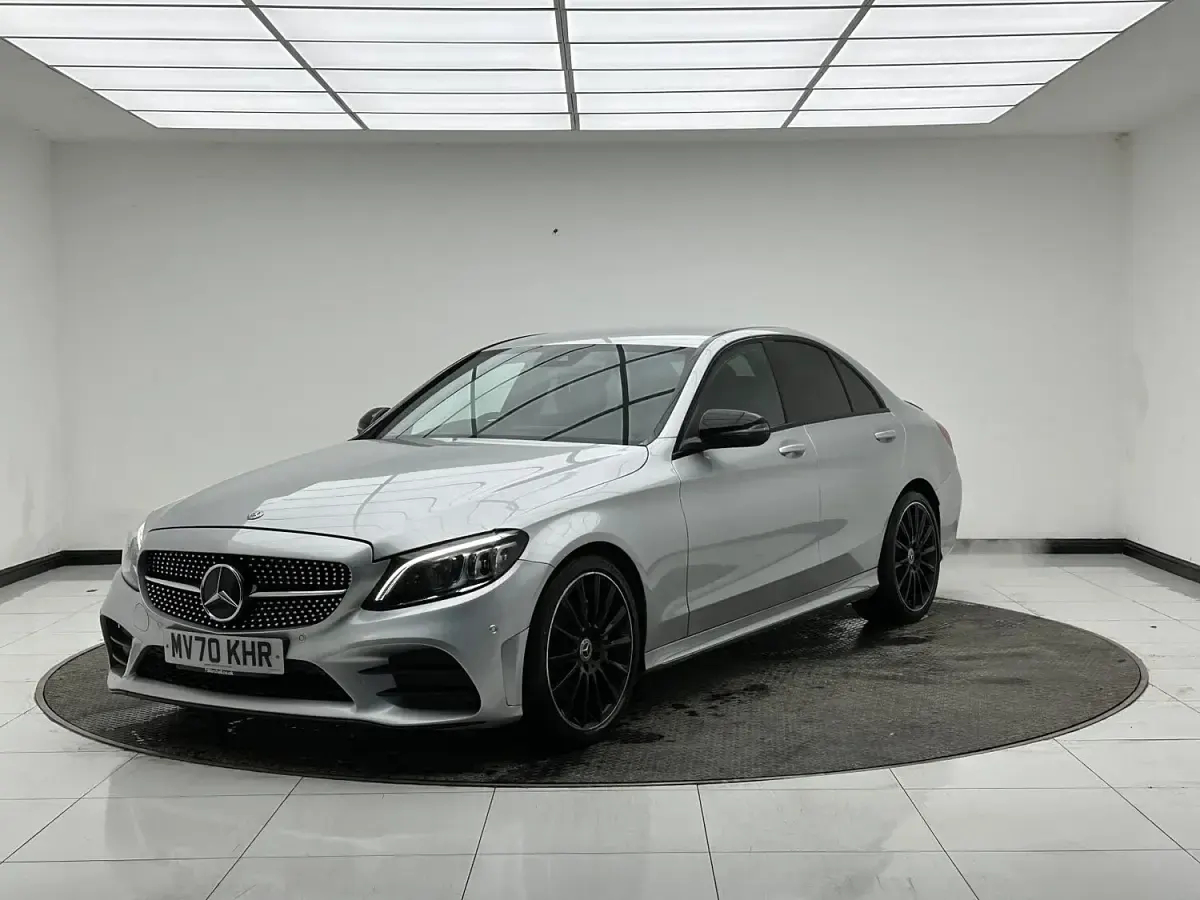 Used Mercedes C220 AMG Line Premium 194 HP (142 kW) 2020 Silver Sedan