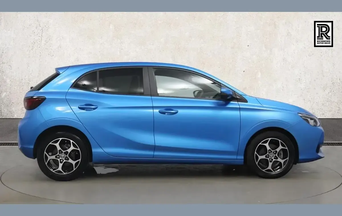 Used MG MG3 Trophy 194 HP (142 kW) 2024 Blue Hatchback