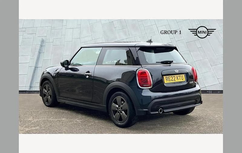 Used Mini Cooper Classic 136 HP (100 kW) 2022 Black Hatchback