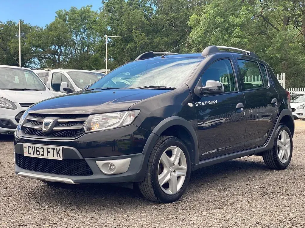 Used Dacia Sandero Lauréate 2013 Black Hatchback