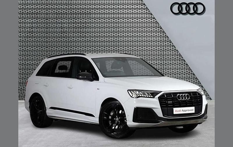 Used Audi Q7 Black Edition 281 HP (206 kW) 2021 White SUV