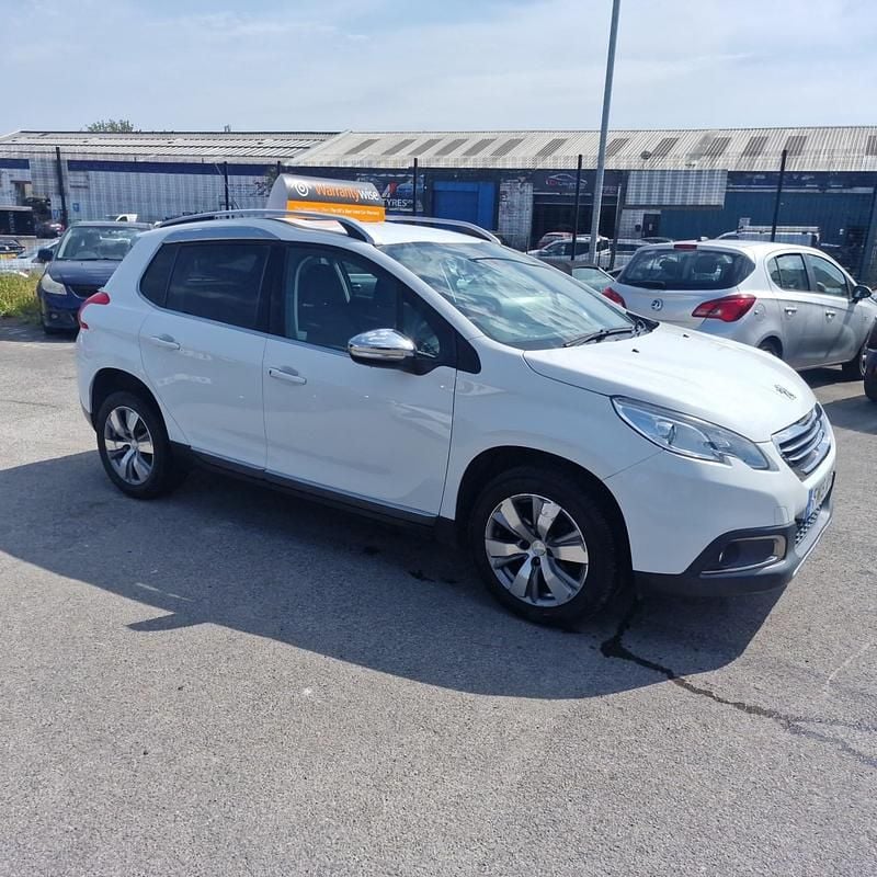 White Used 2015 Peugeot 2008 Allure SUV | £4,995 (Super price) - Image 1/4