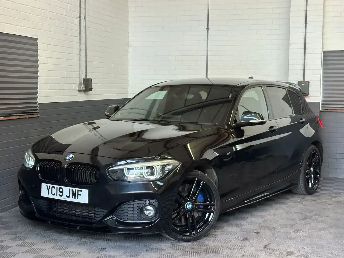 Used BMW 118 Efficient Dynamics 2019 Black Hatchback
