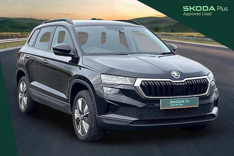 Black magic pearl effect Used 2023 Skoda Karoq SE Drive SUV | £18,490 (Fair price) - Image 1/4