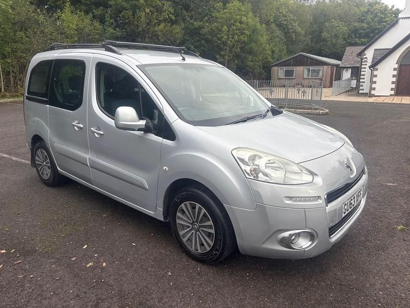 Silver Used 2013 Peugeot Partner Tepee S MPV | £3,690 (Good price) - Image 1/4