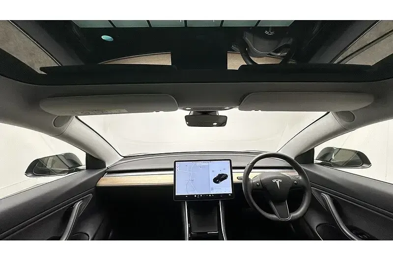 Used Tesla Model 3 Standard Range Plus 239 kW (325 HP) 2019 Black Sedan