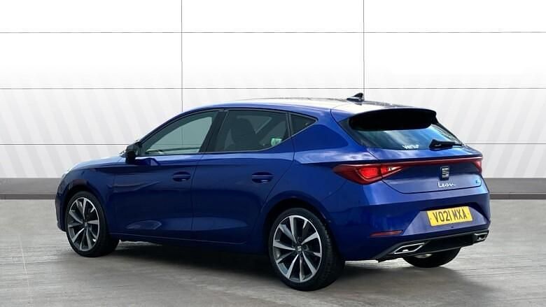Used Seat Leon FR Sport 150 HP (110 kW) 2021 Blue Hatchback