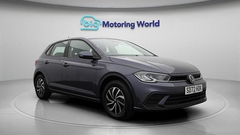 Begagnad VW Polo S 80 HK (58 kW) 2022 Grå Halvkombi