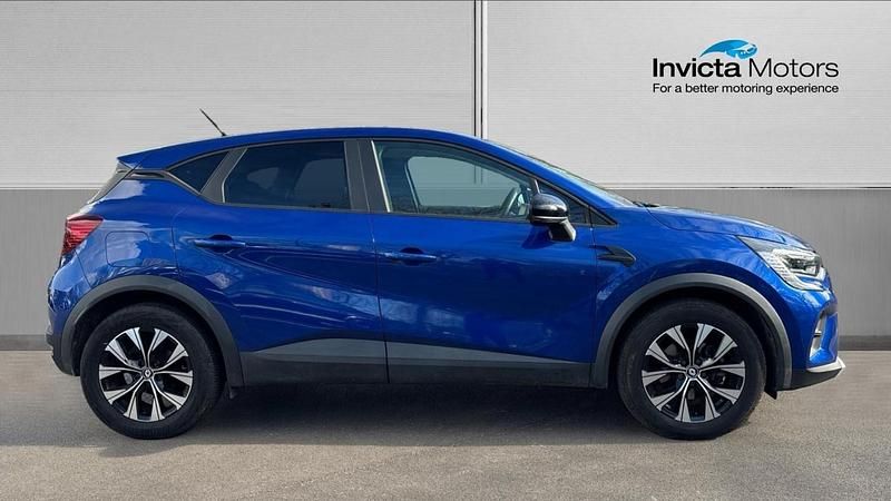 Used Renault Captur Evolution 145 HP (106 kW) 2023 Blue SUV