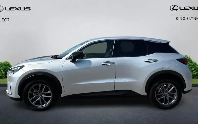 Used Lexus LBX 136 HP (100 kW) 2026 SUV