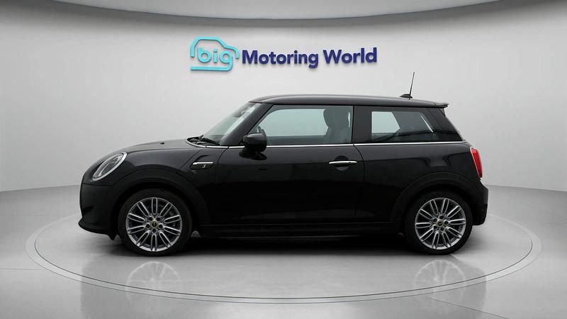 Used Mini Cooper SE Hatch 133 kW (181 HP) 2023 Hatchback