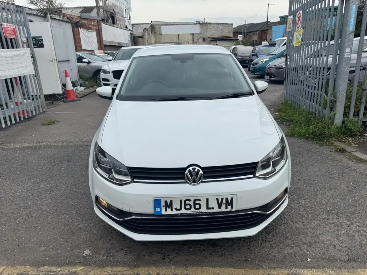 Used VW Polo Match 2016 White Hatchback
