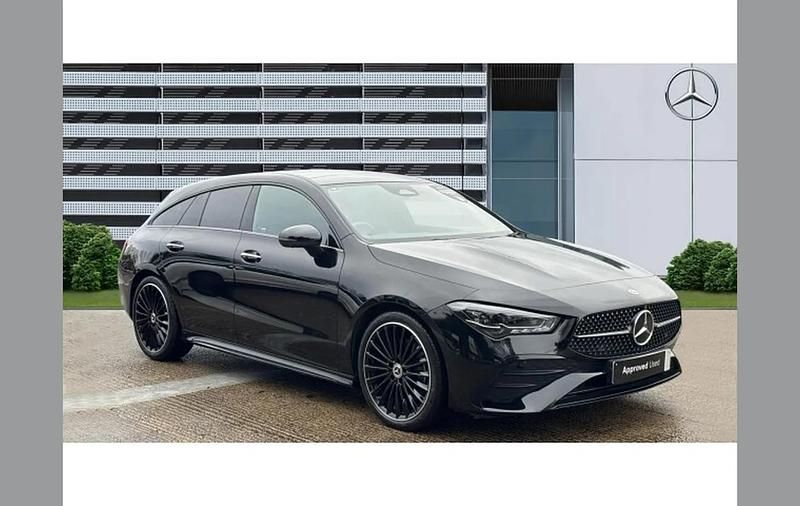 Used Mercedes CLA220 Shooting Brake AMG Line Premium Plus 187 HP (137 kW) 2024 Black Estate
