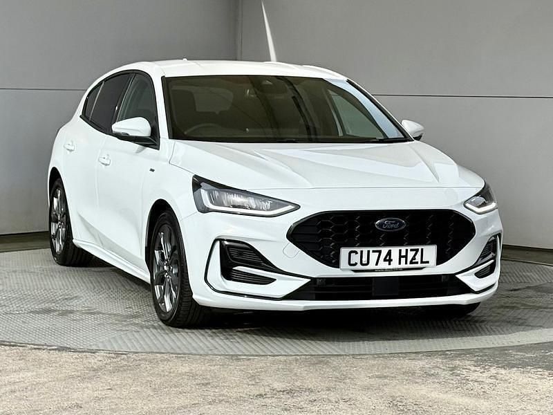 Used Ford Focus ST-Line 2024 White Hatchback