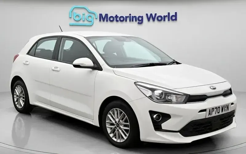 Used Kia Rio 101 HP (74 kW) 2020 Hatchback