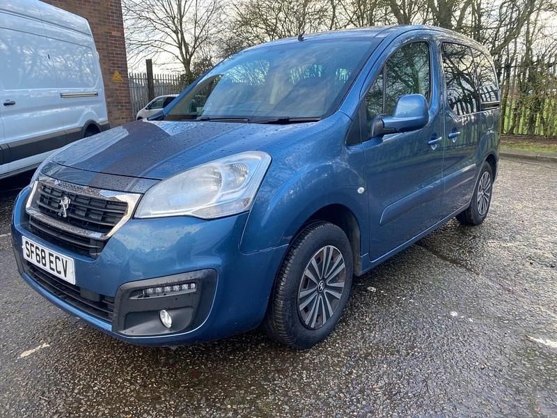 Blue Used 2018 Peugeot Partner Access MPV | £6,495 (Super price) - Image 1/4