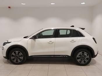 Used Fiat 600 100 HP (73 kW) 2025 White SUV