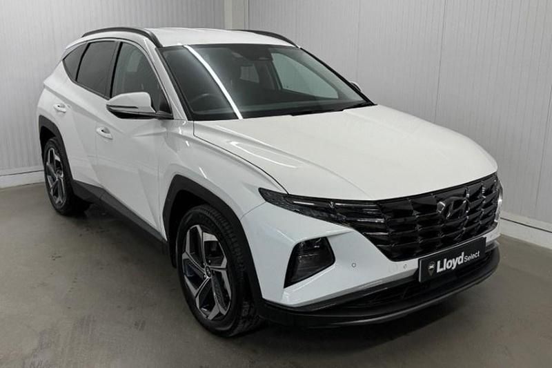 White Used 2024 Hyundai Tucson Premium SUV | £24,495 (Fair price) - Image 1/1