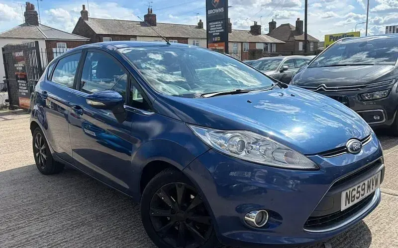 Used Ford Fiesta Zetec 97 HP (71 kW) 2012 Hatchback