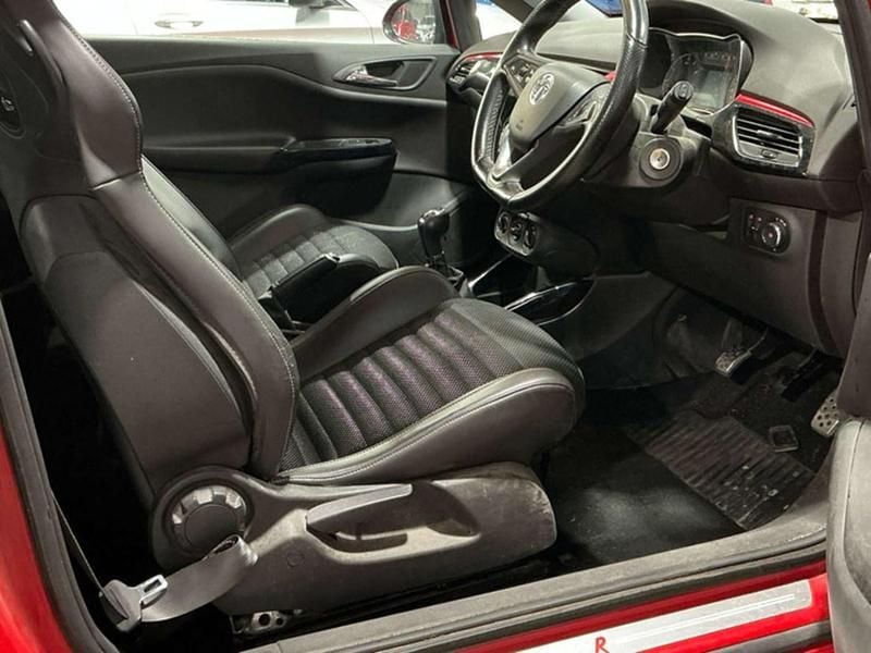 Used Vauxhall Corsa 205 HP (150 kW) 2016 Red Hatchback
