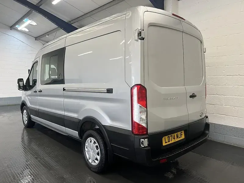 Usado Ford Transit Trend 130 CV (95 kW) 2024 Plateado Van
