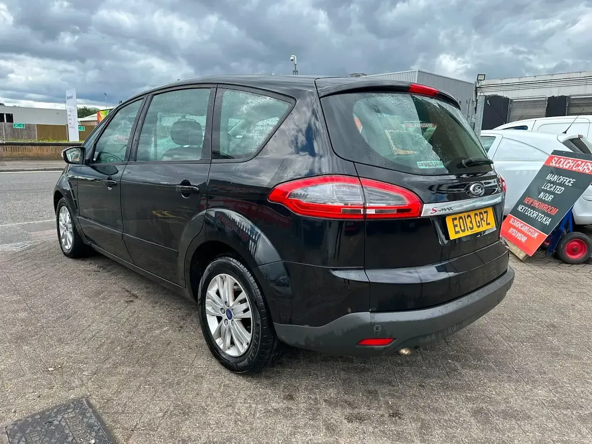 Used Ford S-MAX Zetec 140 HP (102 kW) 2013 Black MPV