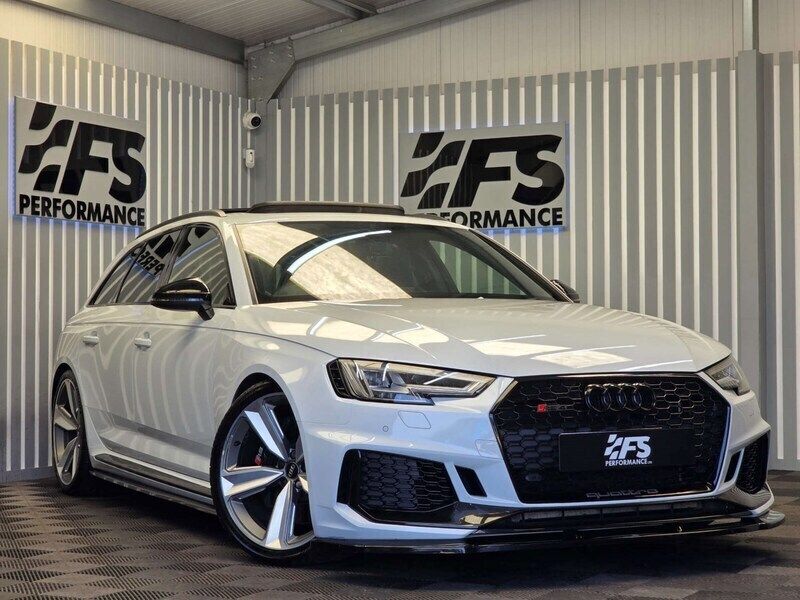 White Used 2019 Audi RS4 Sport Estate | £37,500 (Fair price) - Image 1/4