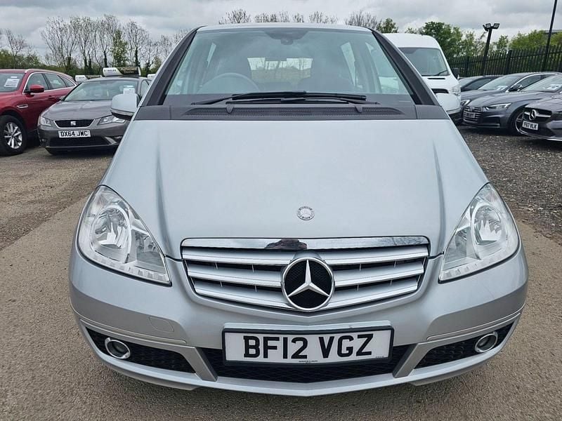 Used Mercedes A160 Avantgarde 95 HP (69 kW) 2012 Silver Hatchback