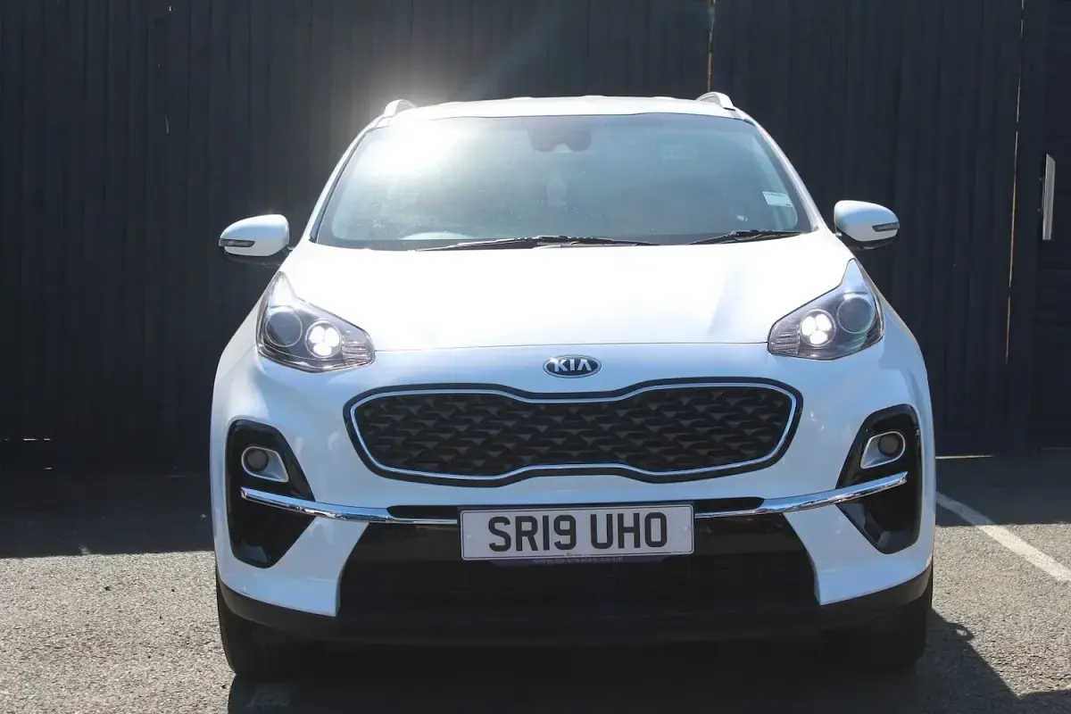 Used Kia Sportage 130 HP (95 kW) 2019 White SUV