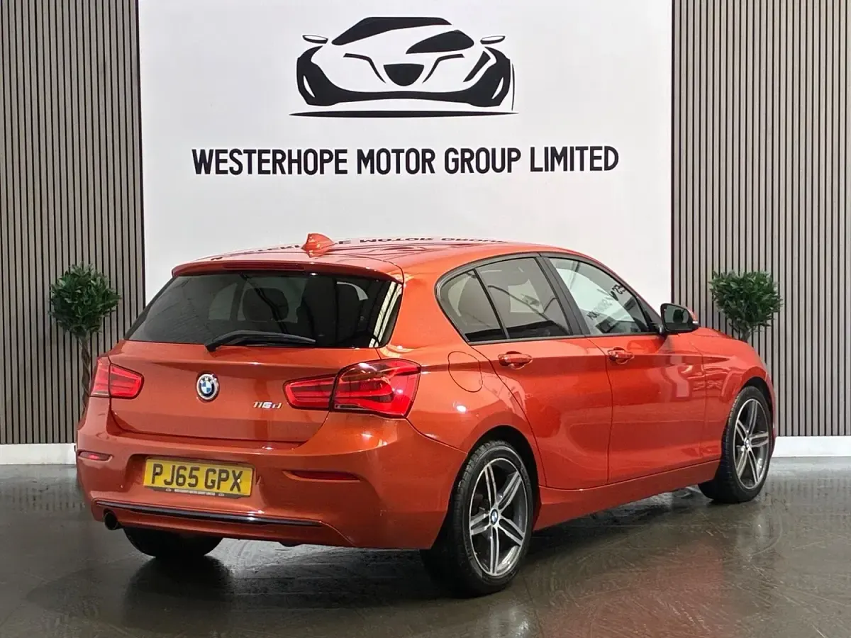 Used BMW 116 Sport Line 116 HP (85 kW) 2015 Orange Hatchback