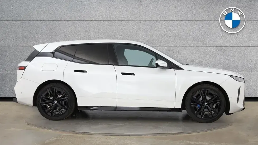Used BMW iX M Sport 295 kW (402 HP) 2025 White SUV