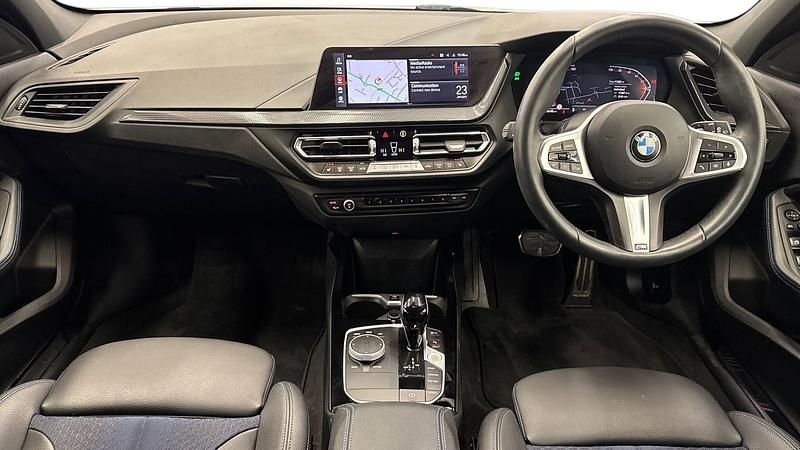 Used BMW 118 M Sport 134 HP (98 kW) 2024 White Hatchback