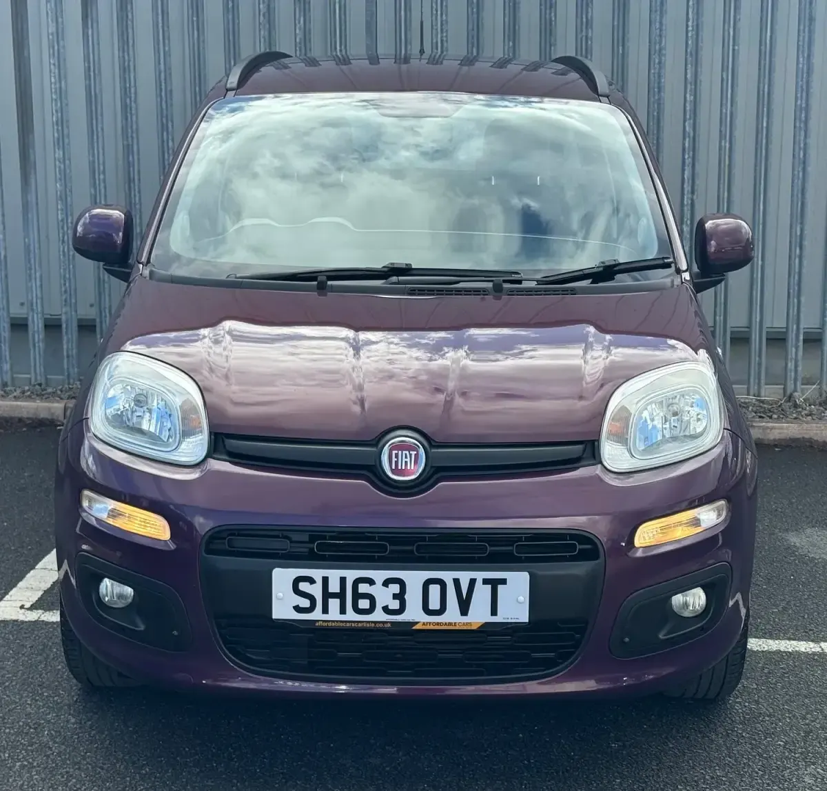 Używany Fiat Panda Lounge 69 KM (50 kW) 2013 Purpurowy Hatchback