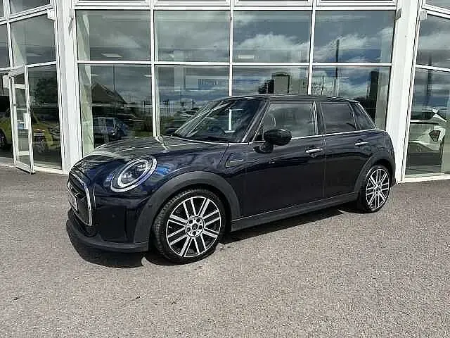 Used Mini Cooper Exclusive 2021 Blue/black Hatchback