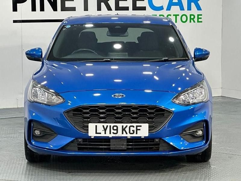 Used Ford Focus ST-Line 125 HP (91 kW) 2019 Blue Hatchback