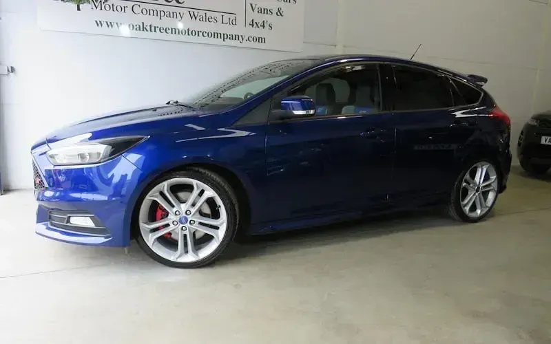 Usado Ford Focus ST 250 CV (183 kW) 2016 Azul Utilitario