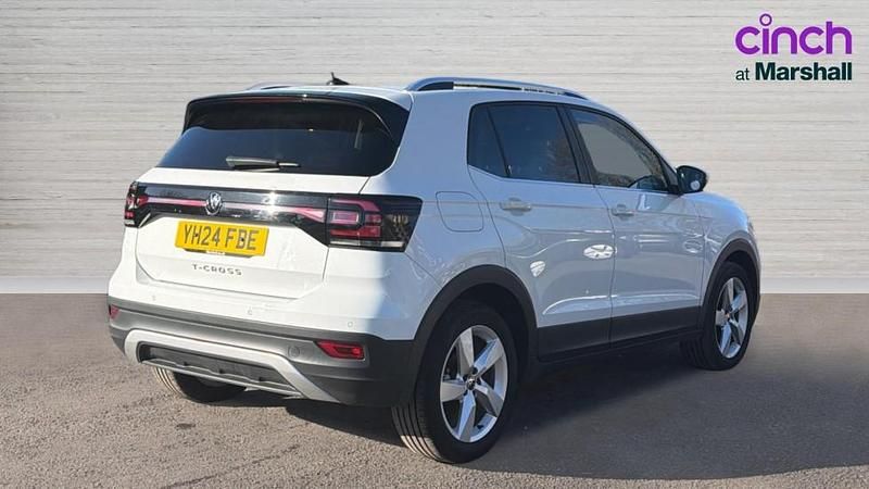 Used VW T-Cross SEL 110 HP (80 kW) 2024 White SUV