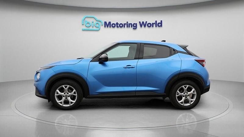 Used Nissan Juke N-Connecta 114 HP (83 kW) 2021 Blue SUV