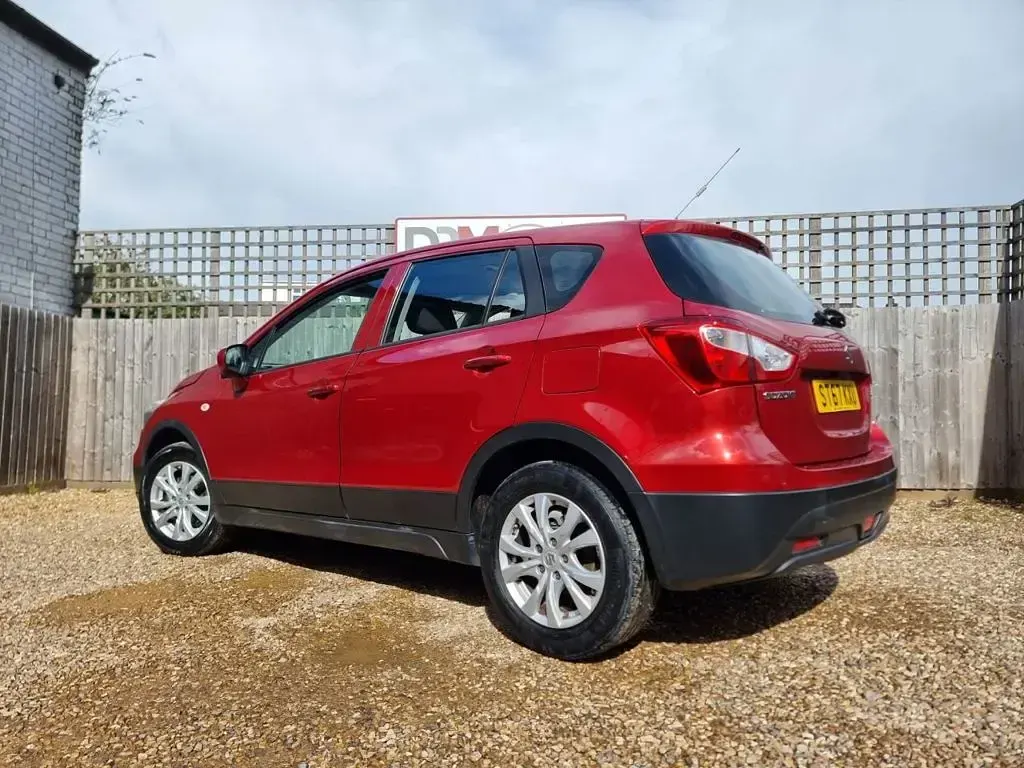 Used Suzuki SX4 S-Cross SZ4 111 HP (81 kW) 2017 Red SUV