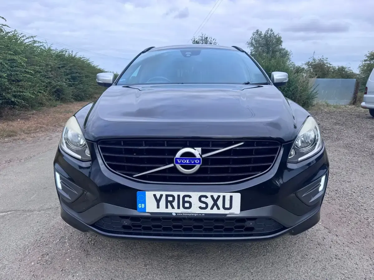 Used Volvo XC60 R-Design 2016 Black SUV